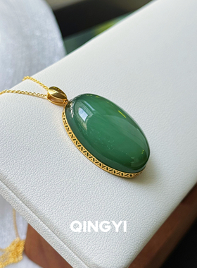 天然俄料和田玉碧玉猫眼蛋面吊坠18k金男女款玉石挂件玉坠送礼物