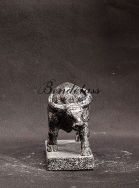 班德拉斯岩石雕刻牛摆件生肖牛书房装饰品创意桌面小摆件商务礼品