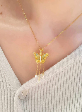 黄金蝴蝶珍珠珐琅宫廷风项链
