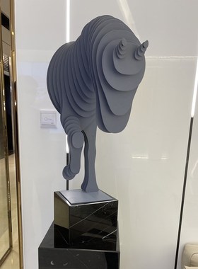 大型雕塑样板间客厅落地大摆件马售楼处酒店大堂艺术装置软装饰品