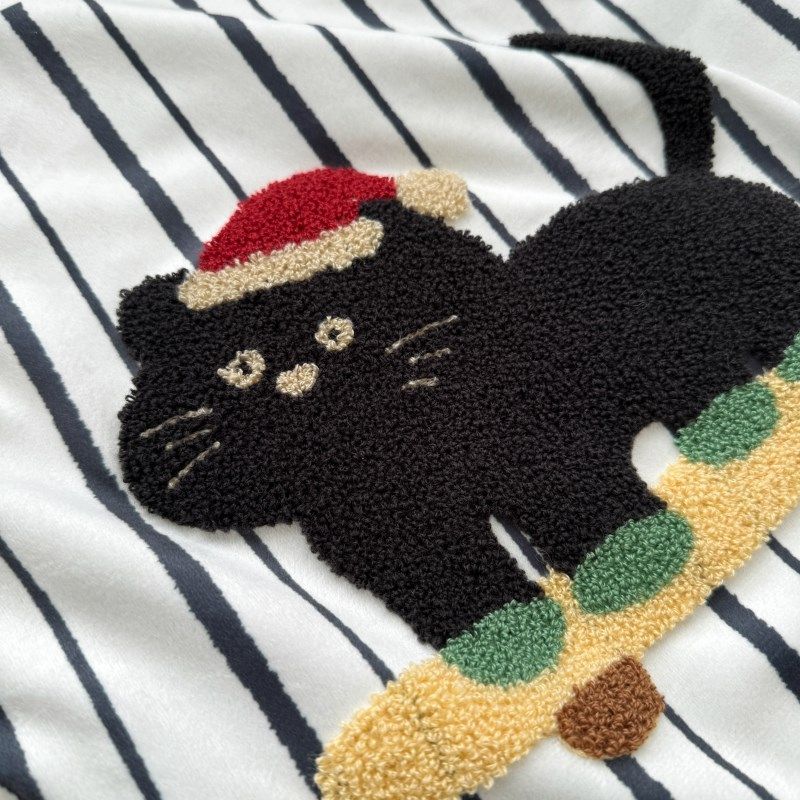 汽车抱枕被子两用车载靠枕办公室午睡G枕头二合一空调被卡通四季,淘宝优惠券,粉丝福利购,淘宝优惠卷