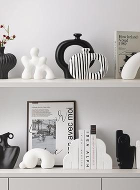 高档现代抽象黑白艺术个性小众样板间家居装饰品酒柜摆设客厅摆件