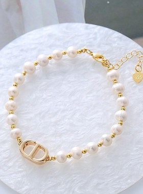 时尚字母天然淡水珍珠手链小众insE设计韩版简约个性闺蜜手串手饰