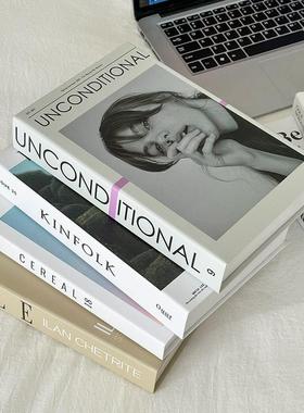 极简风装饰书摆件时尚大牌风仿真书简约现代摄影道具软装假书杂志