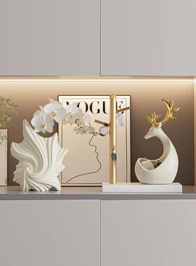 进门口放玄关钥匙收纳摆件高档实用客厅餐边柜装饰品新家乔迁礼物