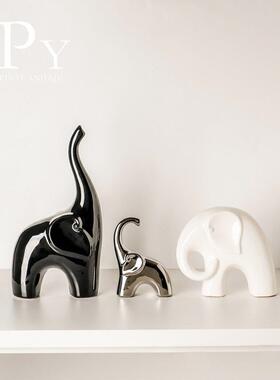 北欧现代高档轻奢酒柜象客厅乔迁送人工艺品餐边柜展示柜陶瓷摆件