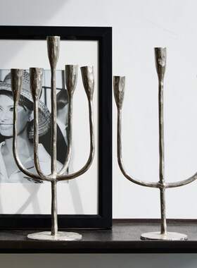 轻奢简约铝制银色三头五头高脚A烛台家居样板间酒店蜡烛台装饰摆