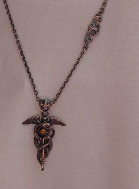 吊坠两商复古保护的斯商神权杖赫尔轻奢蛇墨神众神之使者做旧条人