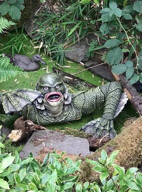 黑湖坟墓里生物蜥蜴人摆件 水怪门挂装饰 万圣节水鬼装饰