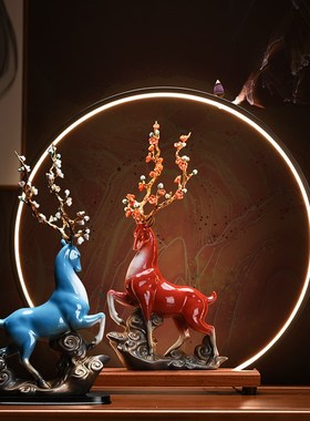 创意陶瓷工艺品鹿摆件家居客厅酒柜玄关招财红色梅花鹿装饰送礼品