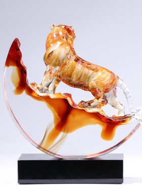 琉璃老虎摆件虎年吉祥物生肖虎招财摆设客厅办公室装饰高档礼品