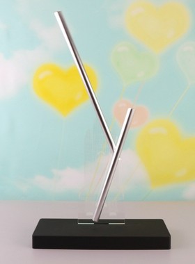 牛顿摆钢铁侠混沌摆三摆办公室装饰摆件家居摆件永动机乔迁礼物