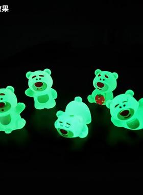 可爱草莓熊奶龙公仔摆件行李箱模型儿童过家家车载桌面装饰小配件