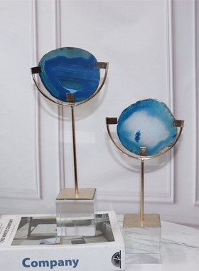 天然玛瑙架水晶架摆件铁艺电镀轻奢风格客厅电视柜样板间软装饰品