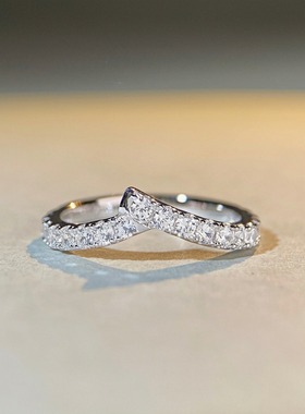 交叉满钻排戒V形纯银镀金莫桑钻戒指女款食指尾戒叠戴轻奢高级感