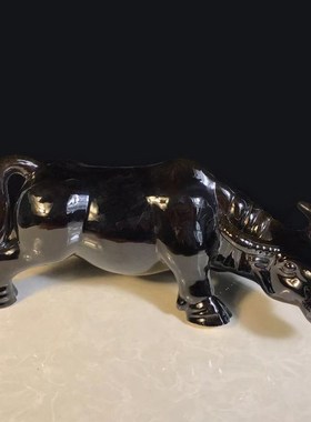 陶瓷水牛黄牛摆件招财风水黄色黑色耕牛补缺角摆设风水家居装饰品