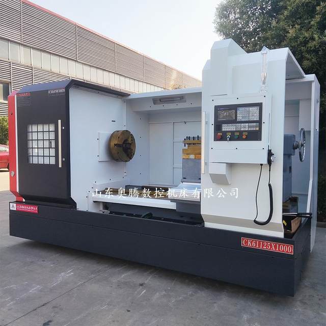 Yishui horizontal CK61125 CNC lathe overall bed body manual four-speed large 61150 CNC lathe