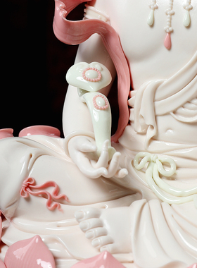 戴玉堂 陶瓷摆件《玉红瓷 飘带自在观音》佛像居家供奉 家居饰品