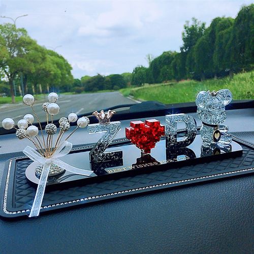 私人定制姓名字母汽车内载创意网红女神款中控台仪表盘摆件装饰品 - 图1