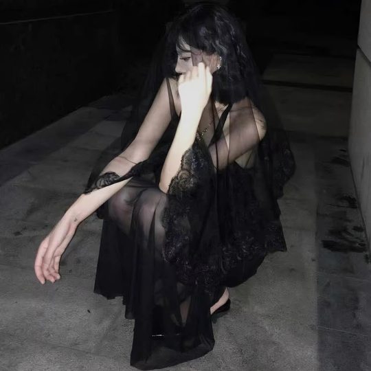 Black lace veil Halloween cos goth Virgin Mary vampire bride dress up props with headdress