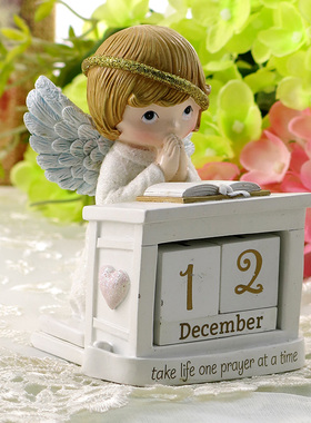 守护天使万年历新年礼物欧式台历桌面摆件场景布置客厅卧室装饰品