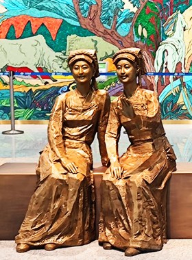 铸铜少数民族人物雕塑定制户外大团结瑶族白族少女玻璃钢雕像摆件