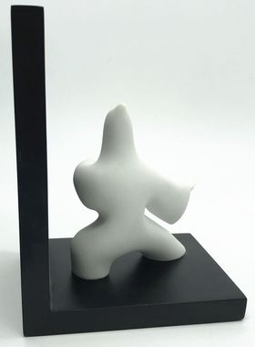 现代新中式家居饰品老人书房太极人书档书靠书立样板房售楼部摆件