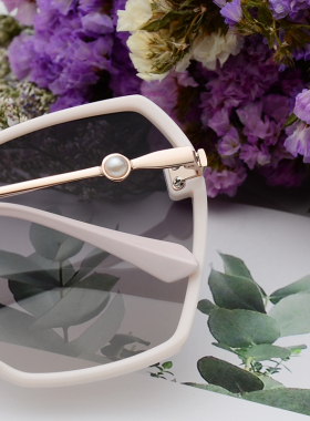 精致优雅珍珠偏光太阳眼镜女x复古大框圆脸白色墨镜开车驾驶眼镜