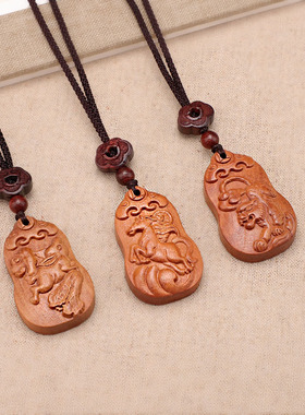 桃木雕刻十二生肖项链男女儿童百搭民族风毛衣链本命年属相配饰品