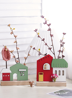 木质日系小风家居创意爱房子玄关客厅书柜布置装饰