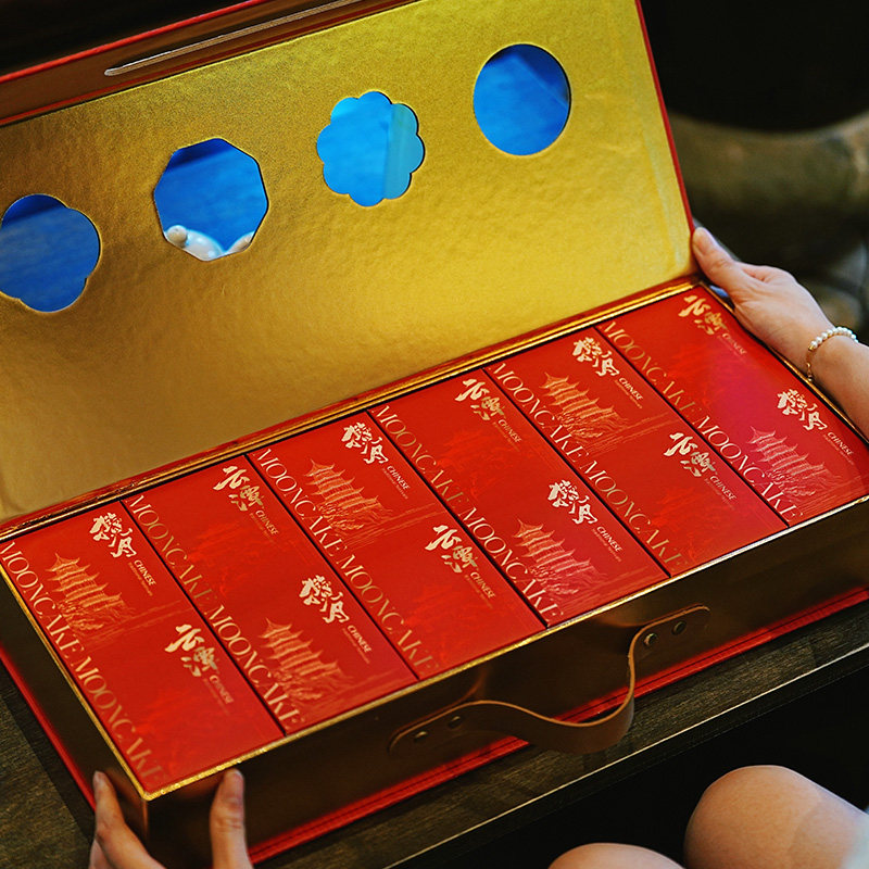 年货坚果礼盒新年送礼纸皮核桃黑芝麻白巧花生支持定制企业团购