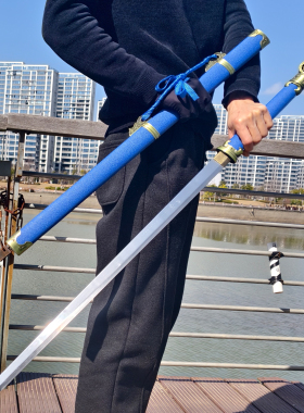 灵笼白月魁高锰钢唐刀未开刃