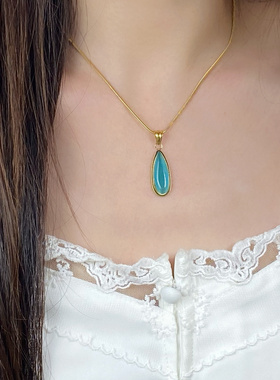 清冷感法式复古人鱼眼泪项链