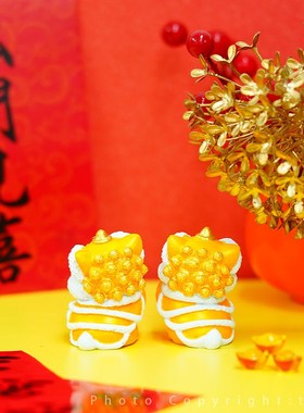 摸摸狮头再摸尾 从头顺到尾!心的喜庆醒狮小狮子 送朋友