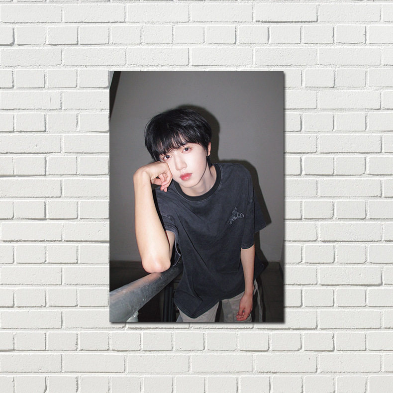 张桂源海报墙贴高清铜版纸1套8张TF家族四代写真宿舍贴画420*285,淘宝优惠券,粉丝福利购,淘宝优惠卷