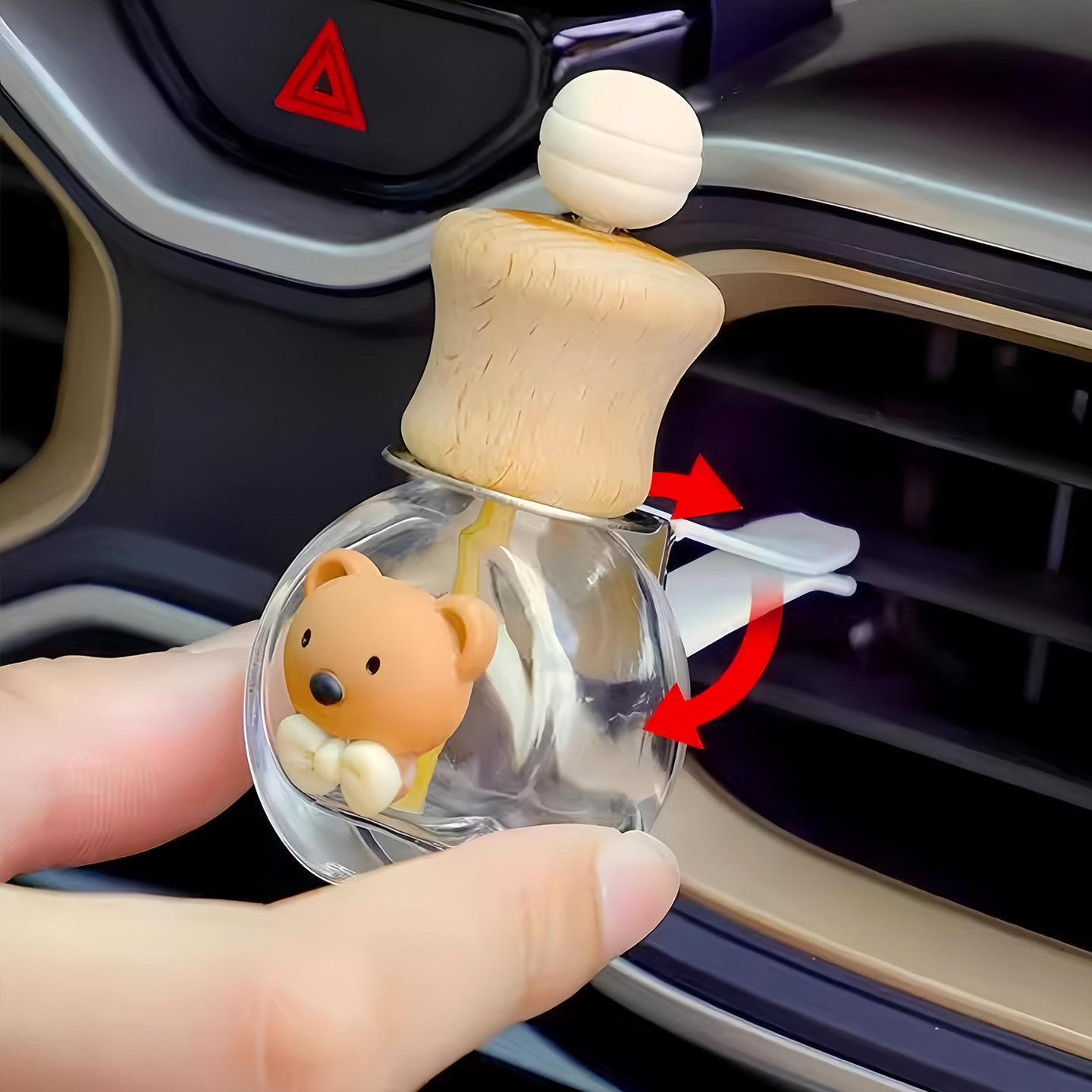 车载香水空瓶香薰瓶精油容器迷你空调出风口挥发香氛装饰扩香车内