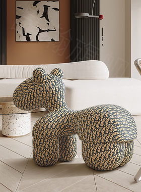 创意小马椅客厅大型落地摆件沙z发旁家居软装饰品轻奢乔迁新居礼