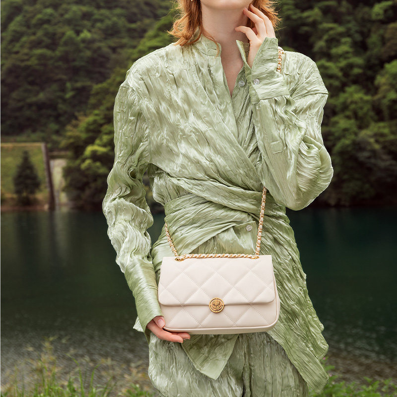 VH女包玫瑰系列海伦单肩包菱格包包牛皮链条斜挎包轻奢品牌腋下包,淘宝优惠券,粉丝福利购,淘宝优惠卷