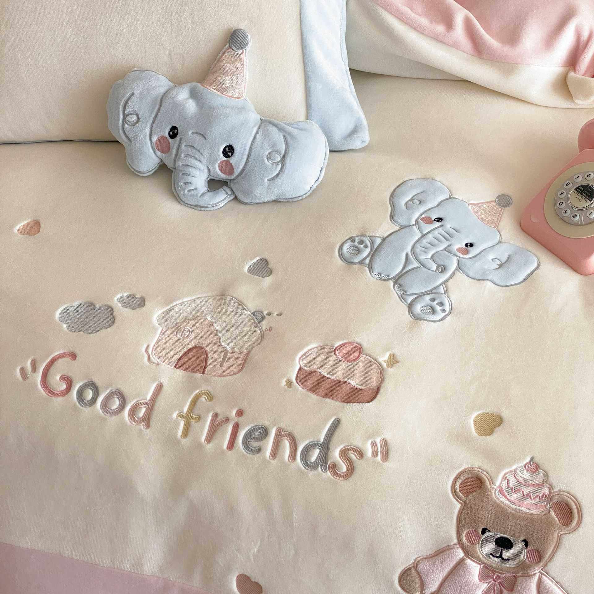 冬季加厚牛奶绒四件套可爱刺绣儿童款保暖被套1.2m床品粉色三件套,淘宝优惠券,粉丝福利购,淘宝优惠卷