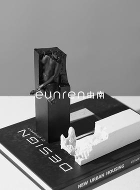 北欧创意黑白人体抽象雕塑书档书靠摆件家居客厅书房桌面工艺饰品