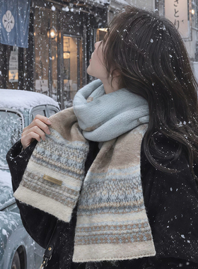 北海道初雪蓝色围巾太出片了!