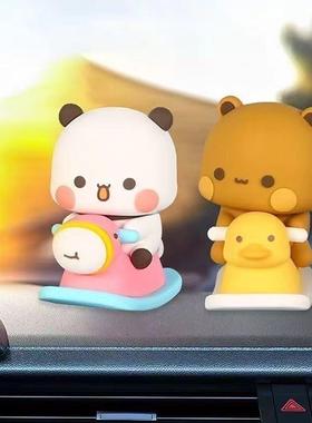 一二玩偶布布桌面小摆件汽车创意中控台车载装饰学生版情侣摇摇马