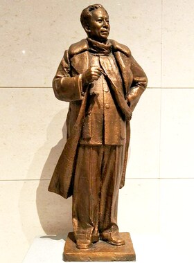 玻璃钢仿铜名人伟人塑像铸铜刘少奇公园广场装P饰校园工艺术品摆