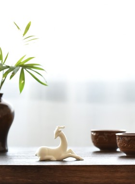 疯猴迷你小鹿陶瓷动物装饰盆景微景观造景茶桌桌面白瓷工艺品摆设