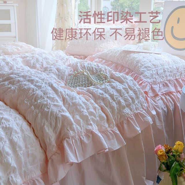 Three-piece set of dormitory bed in the new style of bubble yarn princess style solid color bed sheet quilt cover learn to sleep naked with skin-friendly