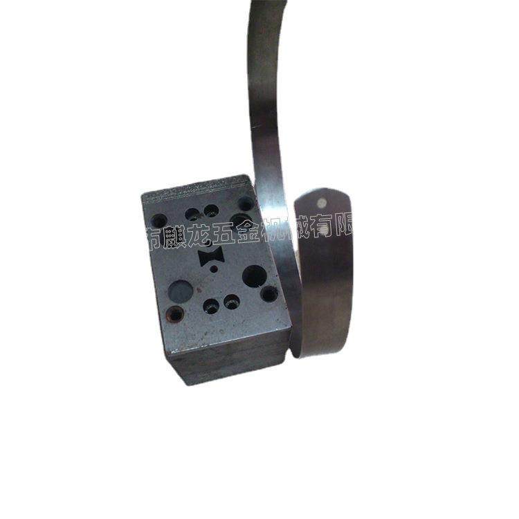 厂家直供大型线材冲孔倒角机耳机钢条机头发箍机卷圆机成型机,淘宝优惠券,粉丝福利购,淘宝优惠卷