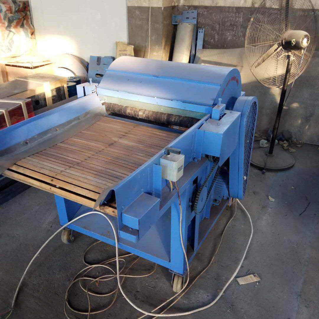 棉花开松机厂家供应单辊吸尘弹花机旧衣服开松机羊毛机器开线机,淘宝优惠券,粉丝福利购,淘宝优惠卷