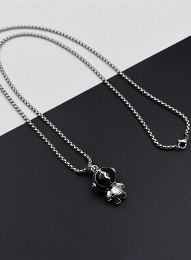 2023年新款爆款太空人项链男女穿搭配饰链子嘻哈街舞儿童吊坠潮酷