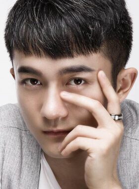 高档不掉色镶钻男士戒指复古风型男食指戒定制刻字情人节男友礼物