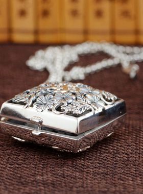 香囊大款项坠S925银镂空梅花方形可打K开嘎乌盒男女复古方盒吊坠